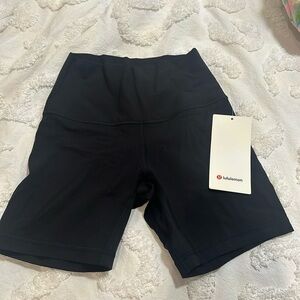 Lululemon Biker shorts size 4